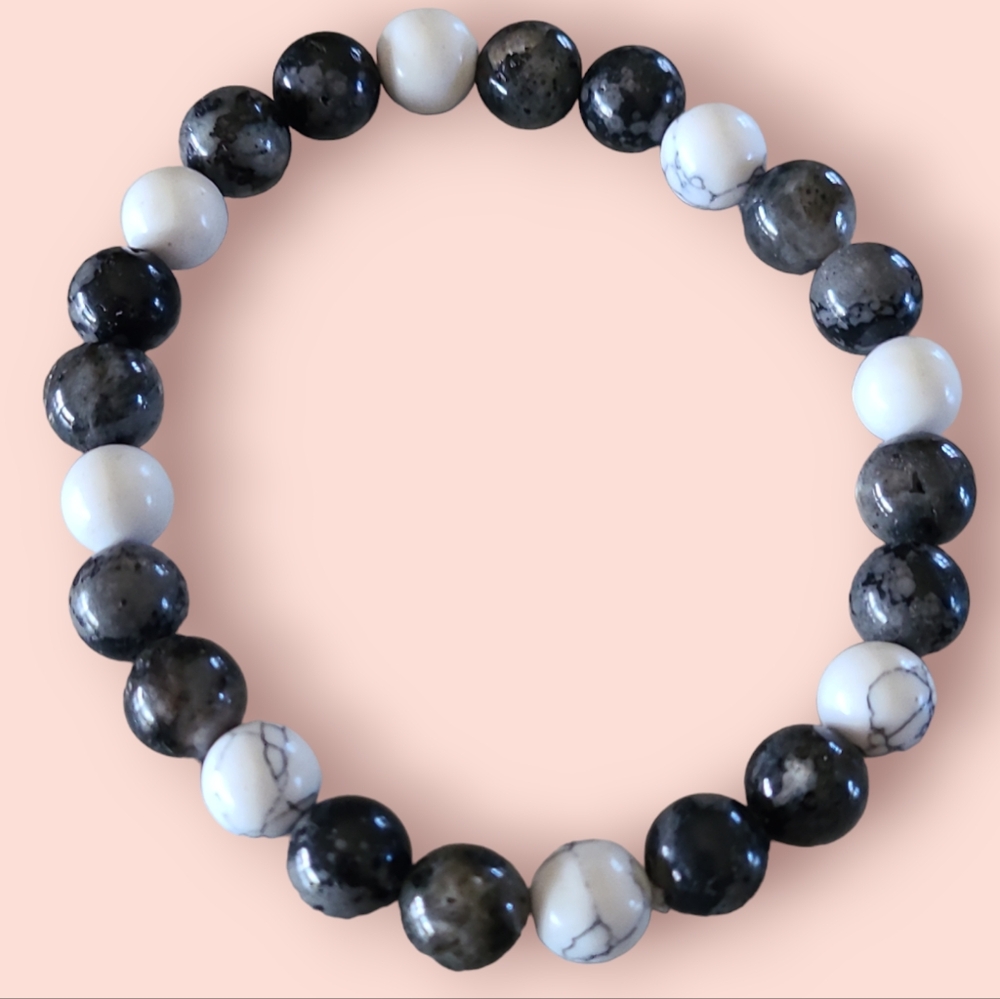 Obsidian, Howlite, Laborodite Gemstone Bracelet Black/White